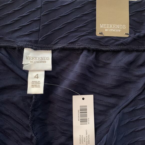 Chico's Pants NWT Sz 4 (20) Weekend Diamond Texture Capris Navy Stretch Pull-On - Picture 4 of 8
